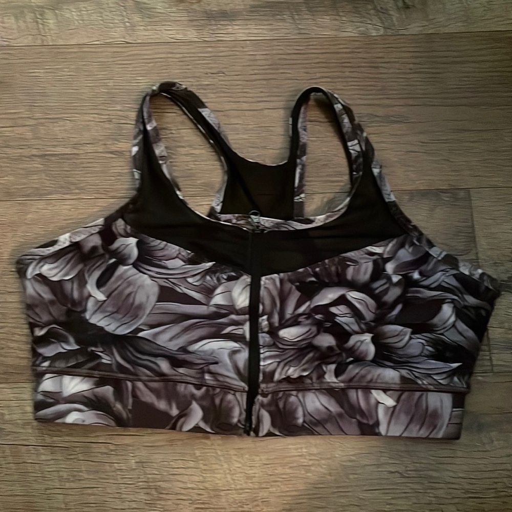 Handful zipper sports bra
